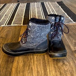 Keen snow boots